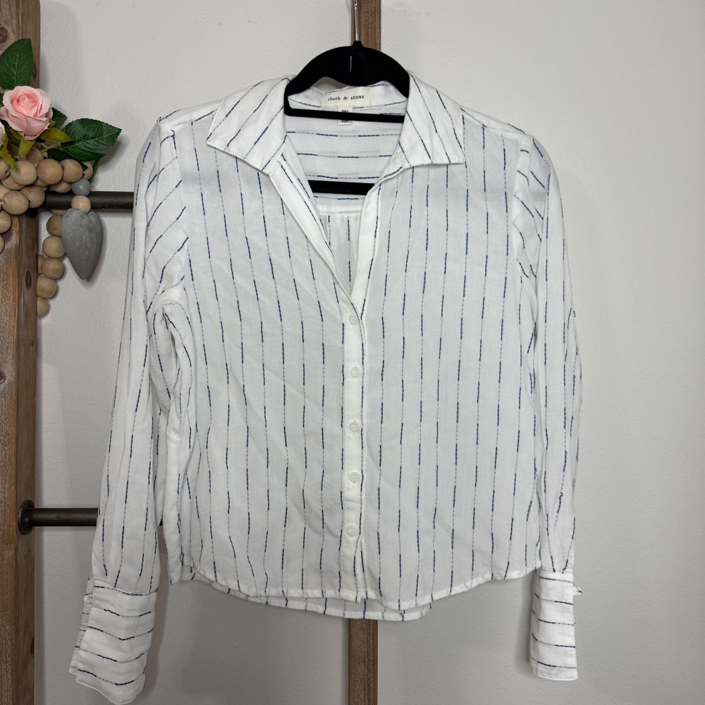 Cloth and Stone Long Sleeve Button Down Casual Sheer Shirt Size XXS - Picture 2 of 9